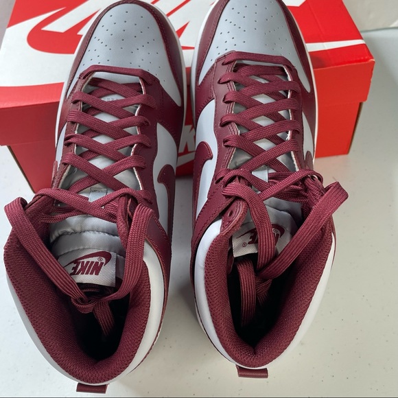 Nike Dunk High Retro Mens Size 9.5 Sneakers Dark Beetroot Color Shoes - Picture 2 of 12